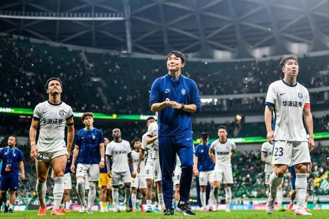 武汉三镇8轮不胜+平队史最惨失利，保级警钟再次拉响